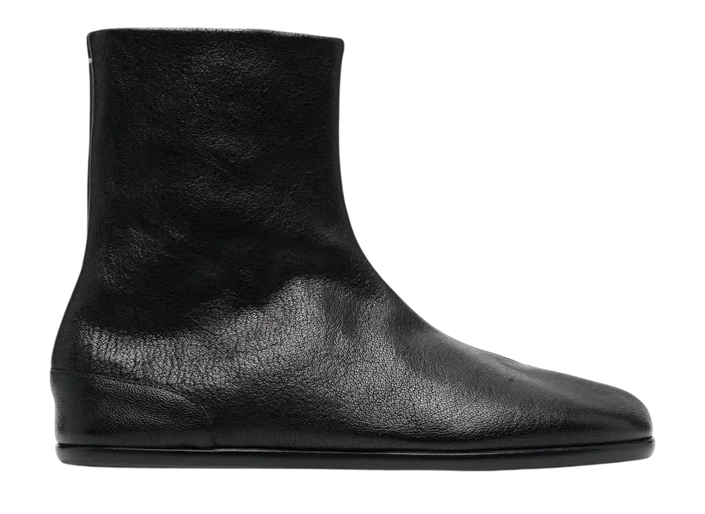 メゾンマルジェラ タビ フラット ブーツ "ブラック"