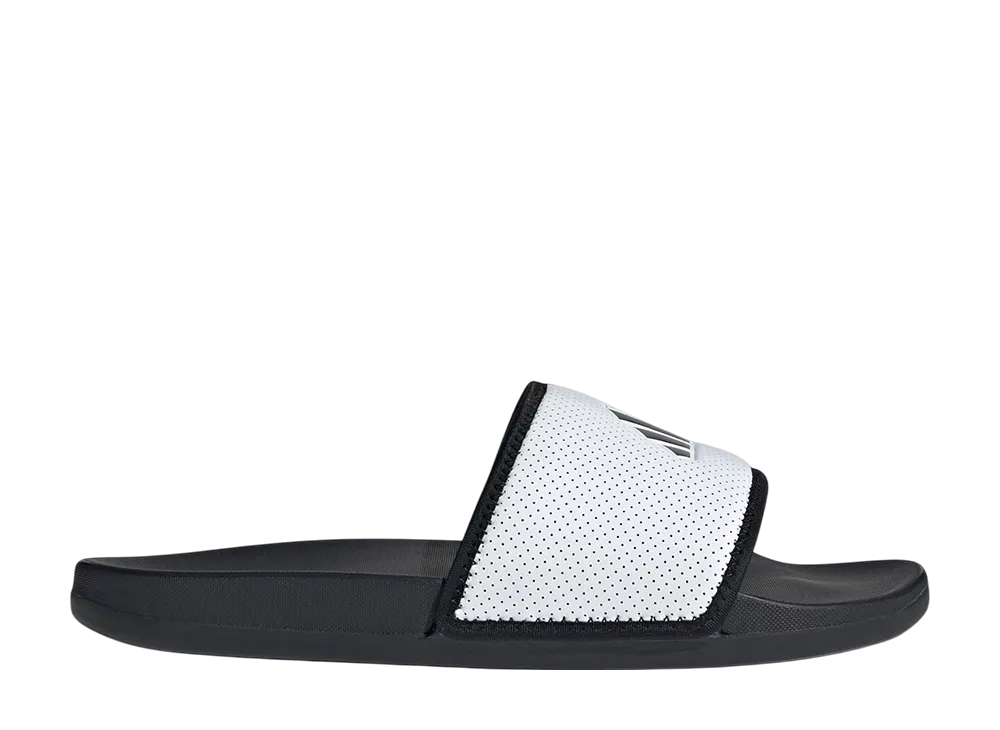 アディダス アディレッタ コンフォート スライド "コアブラック/クラウドホワイト"