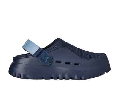 UGG PeakMod "Deep Ocean/Whale"