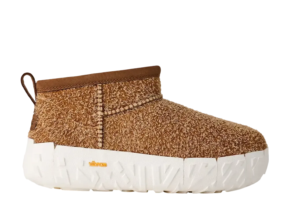 アグ クラシック ウルトラ ミニ ラップ テック "チェスナット"