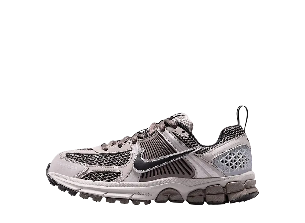 Nike GS Vomero 5 "College Grey/Cave Stone/Metallic Silver/Black"