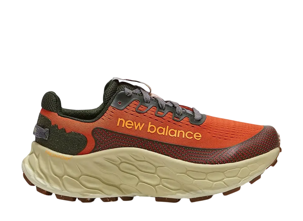 ニューバランス フレッシュフォームX モアトレイル V3 "レッドグリーン"