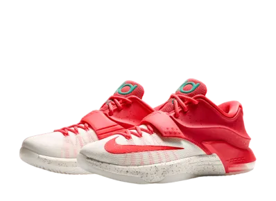 Nike KD 7 "Christmas Eggnog"