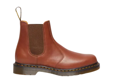 Dr.Martens 2976 Carrara Leather Chelsea Boots "Saddle Tan"