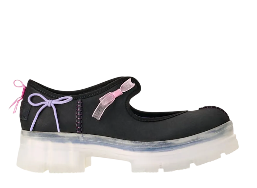 アグ アルム メリージェーン "ブラック"