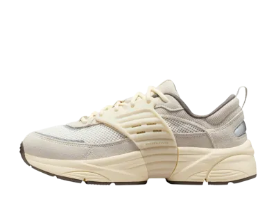 Nike Jordan Trunner O/S "Light Orewood Brown"