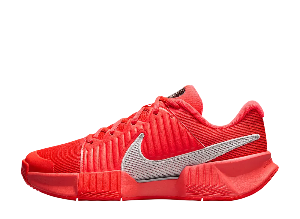 ナイキ ウィメンズ GPチャレンジ プロ プレミアム "ブライトクリムゾン/メタリックシルバー"