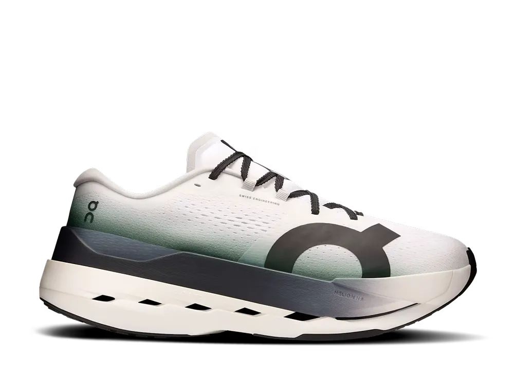 On Cloudboom Max "White/Black"