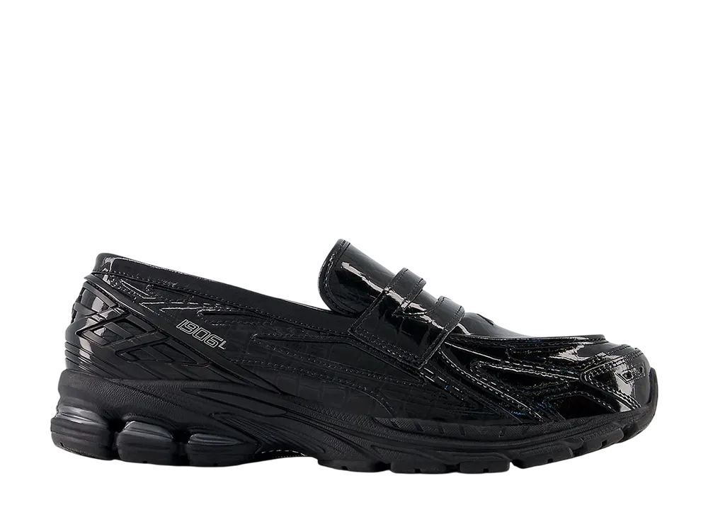 ニューバランス 1906 ローファー "ブラッククロック"