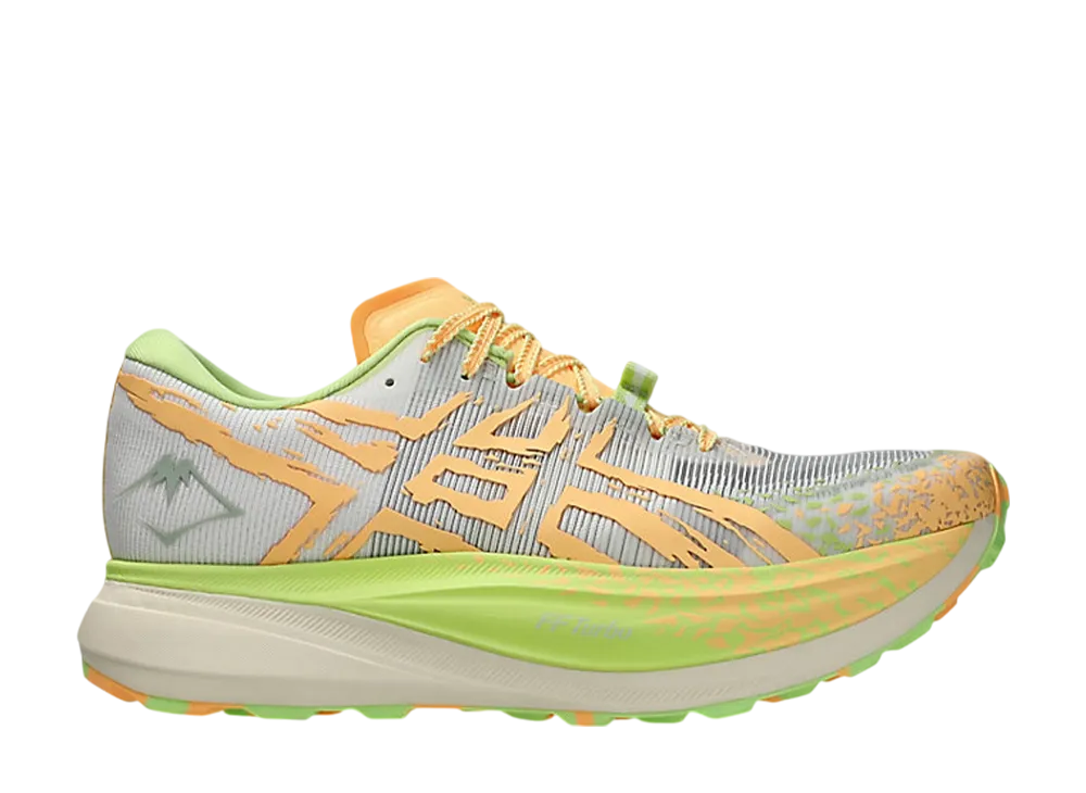 アシックス メタフジトレイル "クリーム/オレンジグロー"