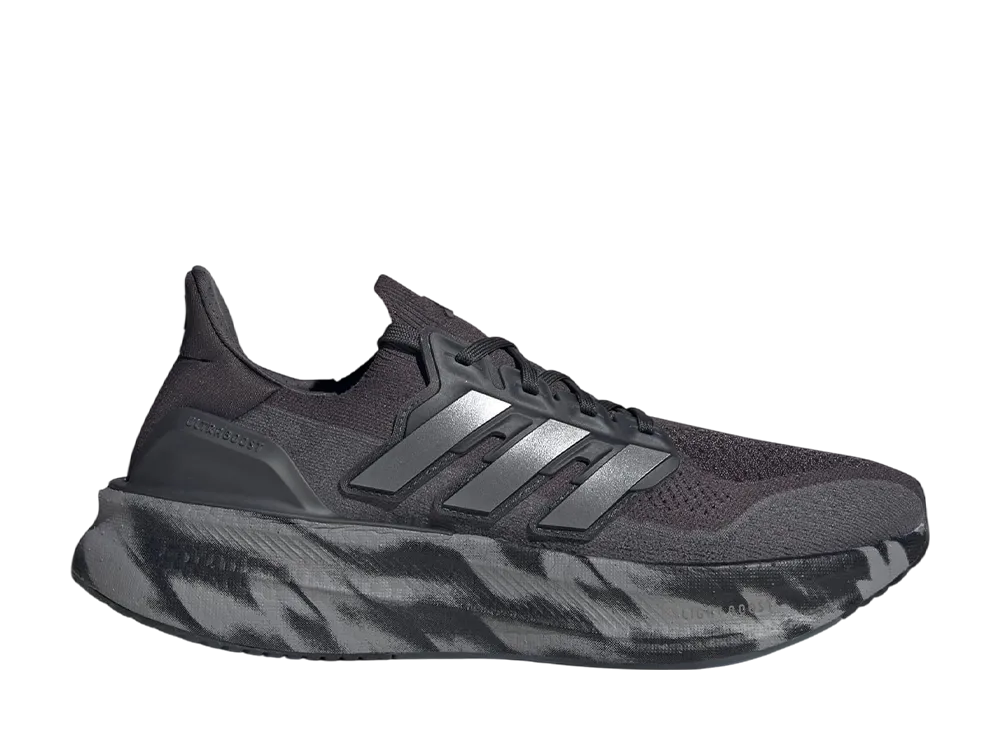 アディダス ウルトラブースト5 "カーボン/グレーシックス/コアブラック"