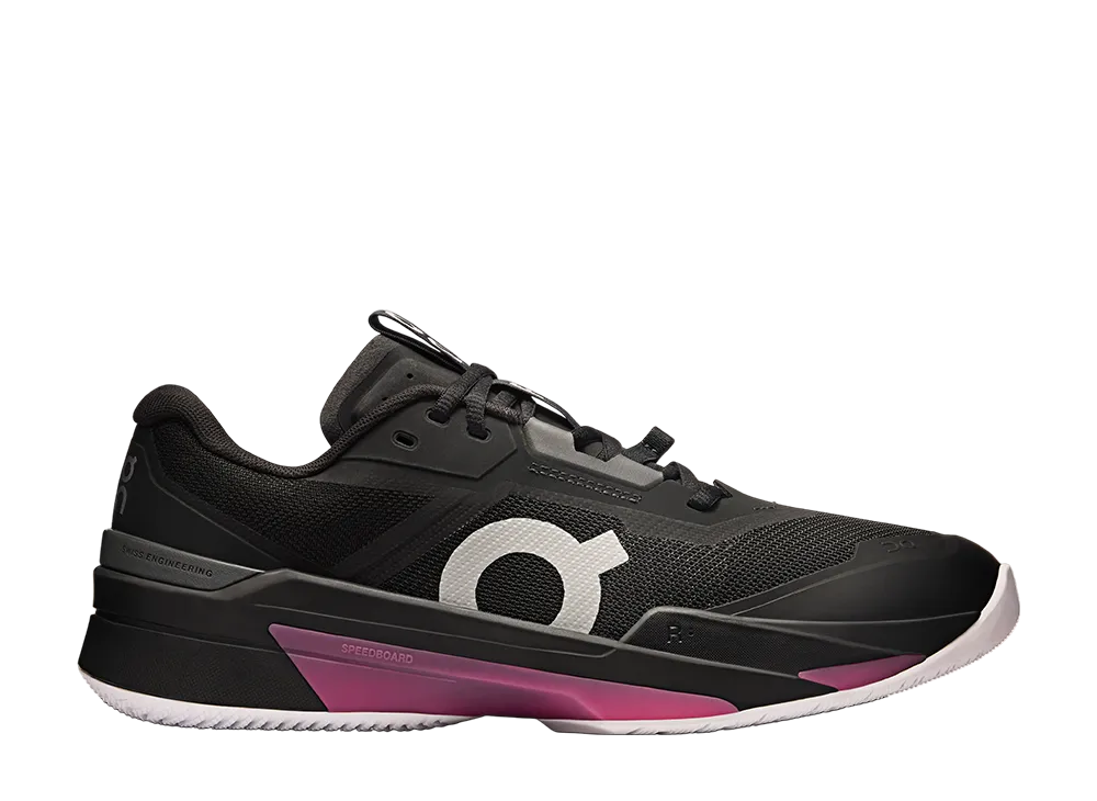 On The Roger Pro Fire "Black/Pink"