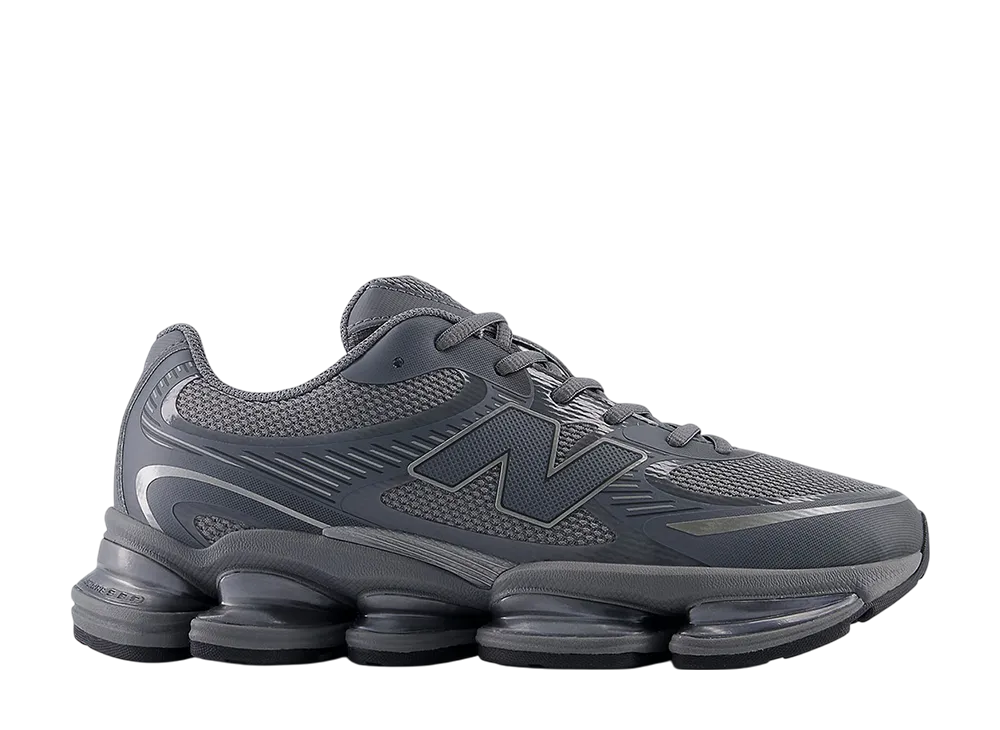 ニューバランス 2000 "ダークグレー"