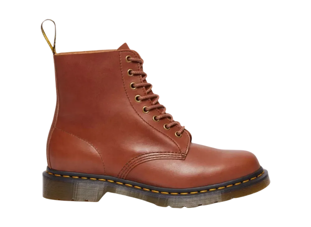 Dr.Martens 1460 Pascal 8-Eye Boots "Saddle Tan"