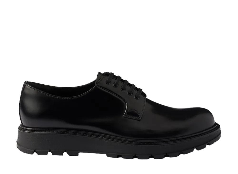 プラダ ブラッシュドレザー レースアップシューズ "ブラック"