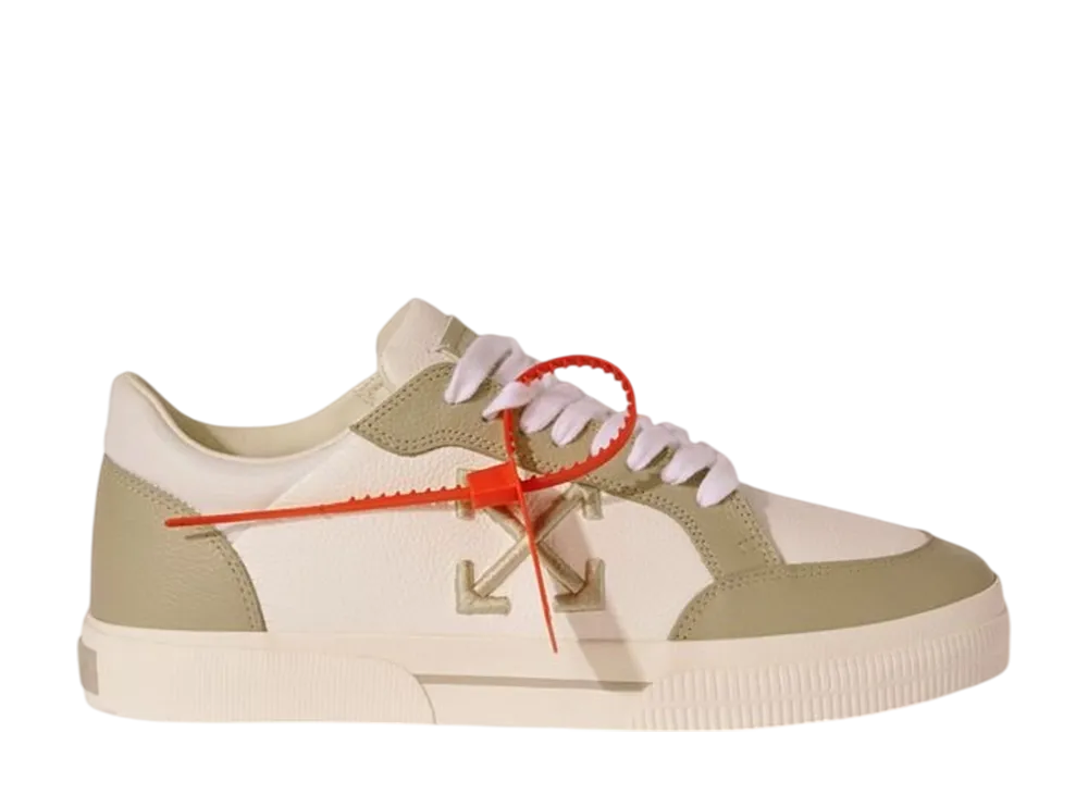 オフホワイト ヴァルカナイズ レザー "ニュートラル"