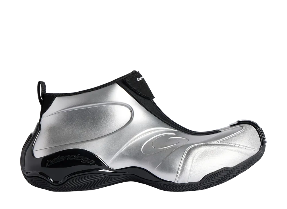 バレリーナ BALENCIAGA Basketball Sneaker 