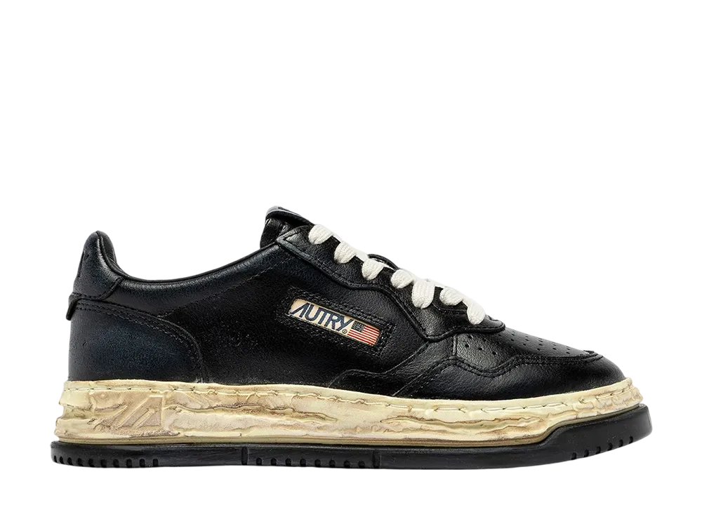 Autry × Maison MIHARA YASUHIRO Women's General Scale Medalist Low Supervintage "Black"