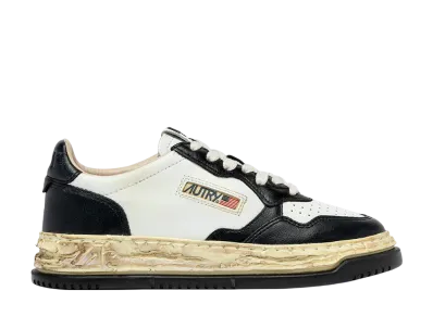 Autry × Maison MIHARA YASUHIRO Women's General Scale Medalist Low Supervintage "Black/White"