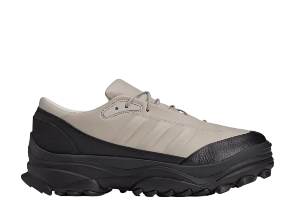 アディダス ワイスリー GSG9 ロー "ライトブラウン/ブラック"