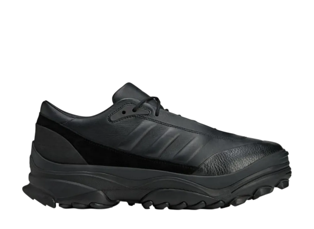 アディダス ワイスリー GSG9 ロー "ブラック"