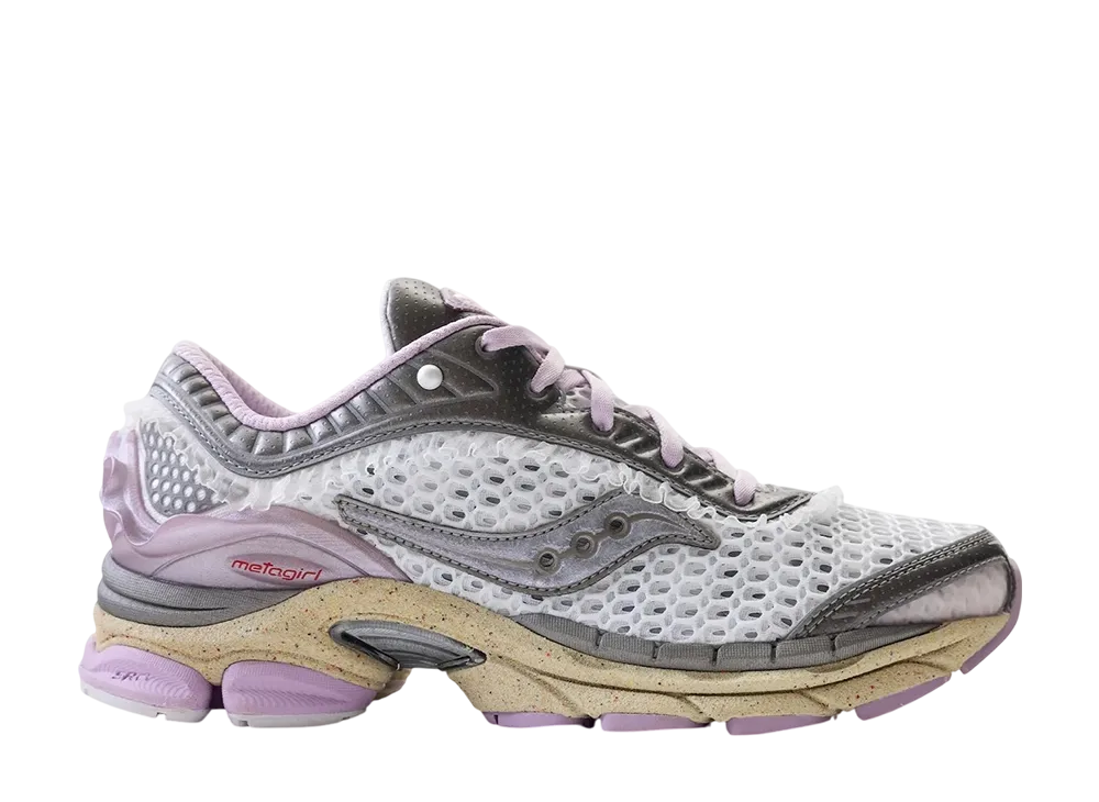 メタガール × サッカニー ウィメンズ プロ グリッド パラマウント "ドーターオブザムーン"