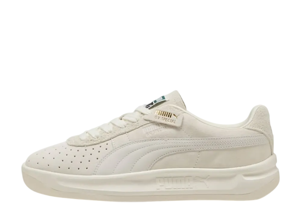 プーマ GVスペシャル スウェード "ウォームホワイト/ヴェイパーグレー"