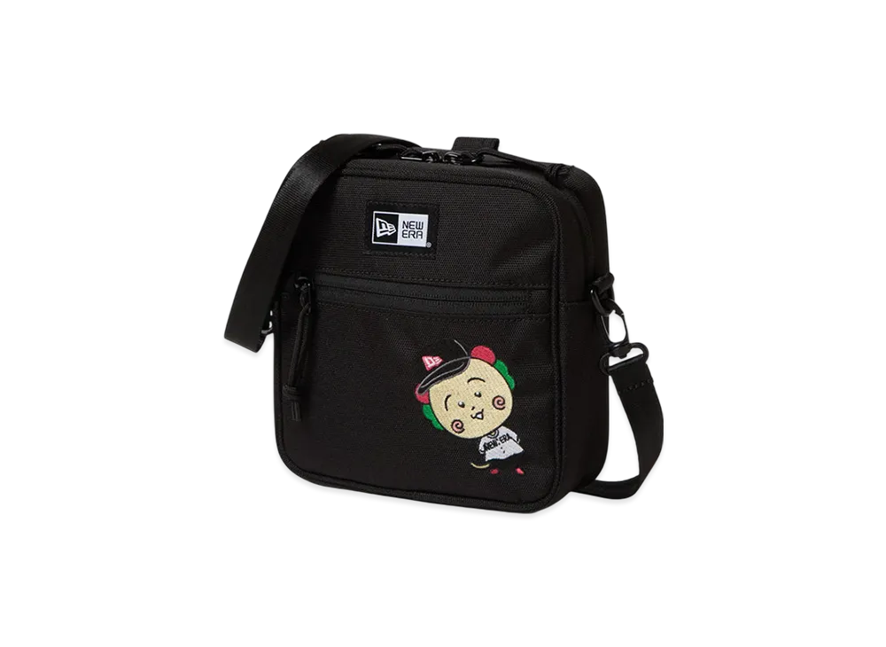 NEW ERA x COJI-COJI Square Shoulder Pouch 1.5L "Black"