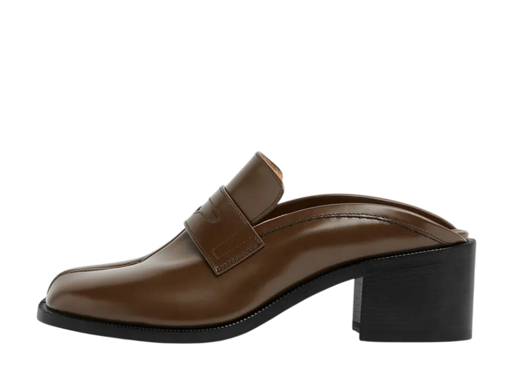 メゾンマルジェラ ウィメンズ タビ シティ ローファーミュール "ウッド"