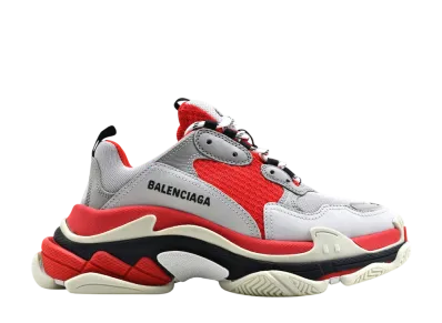 バレンシアガ ウィメンズ トリプルS スニーカー "レッド"