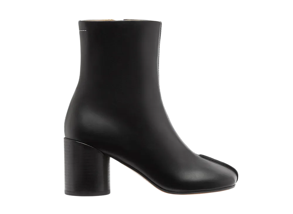 MM6メゾンマルジェラ ウィメンズ アナトミック ステッチ アンクルブーツ "ブラック"