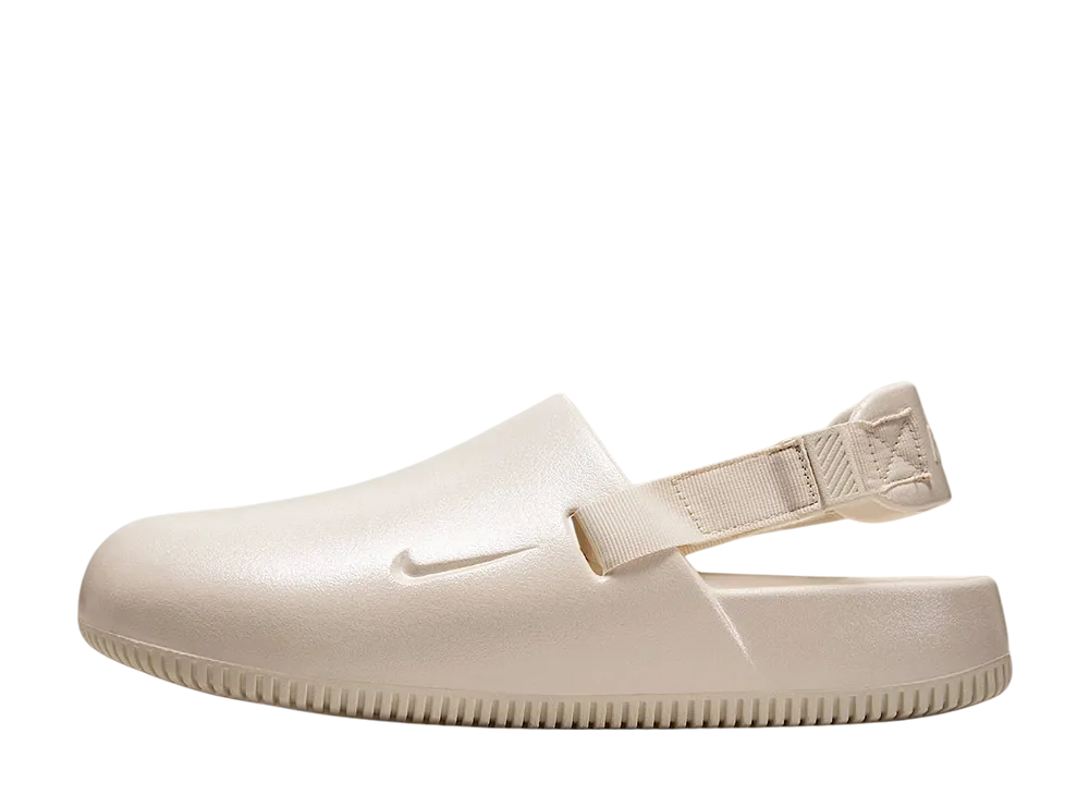 ナイキ ウィメンズ カーム パーライズド ミュール "ライトオールウッドブラウン"