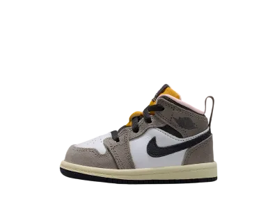 ナイキ TD ジョーダン1 ミッド SE "ホワイト/ケイブストーン/ダークサルファー/オイルグレー" (キッズ)