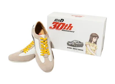 頭文字D \ 30周年アニバーサリーシューズ 岩瀬恭子エディション "BEIGE"