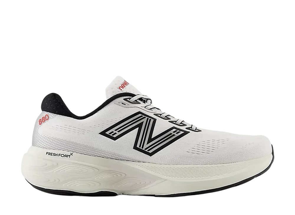 ニューバランス フレッシュフォームX 880V15 ラン ノスタルジックパック "ホワイト/ブラック/シルバーメタリック"