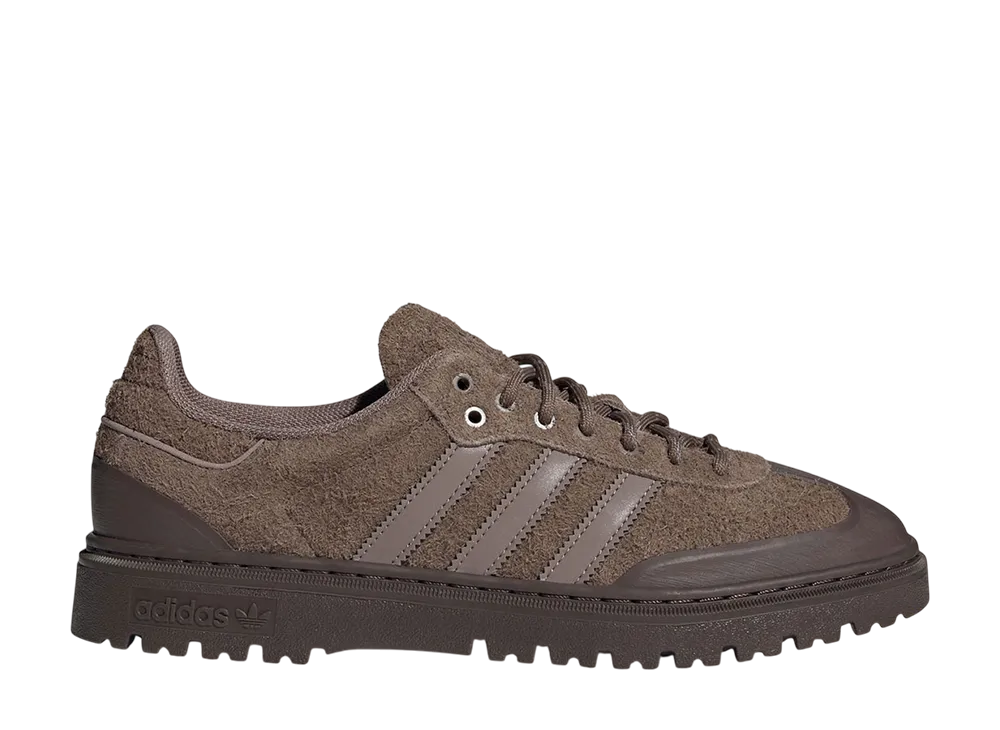 アディダスオリジナルス サンバ ウィンター "アースストレータ"