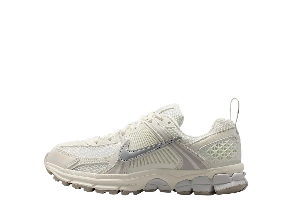 ナイキ GS ボメロ5 "セイル/バストグレー/カレッジグレー/メタリックシルバー" (キッズ)