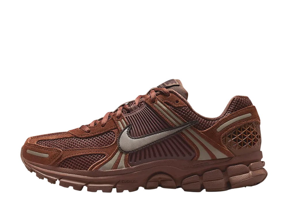 ナイキ ウィメンズ ズーム ボメロ5 "ファウナブラウン/ベルベットブラウン/ミンクブラウン"