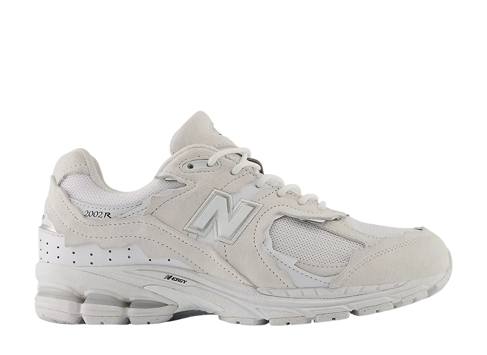 New Balance 2002R GORE-TEX "White/Reflection/Silver Metallic"