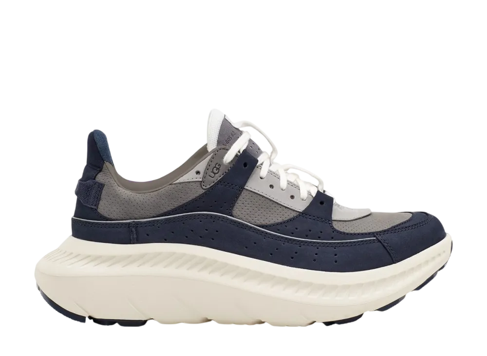 アグ CA805 V2 ヌバック "ダークサファイア"