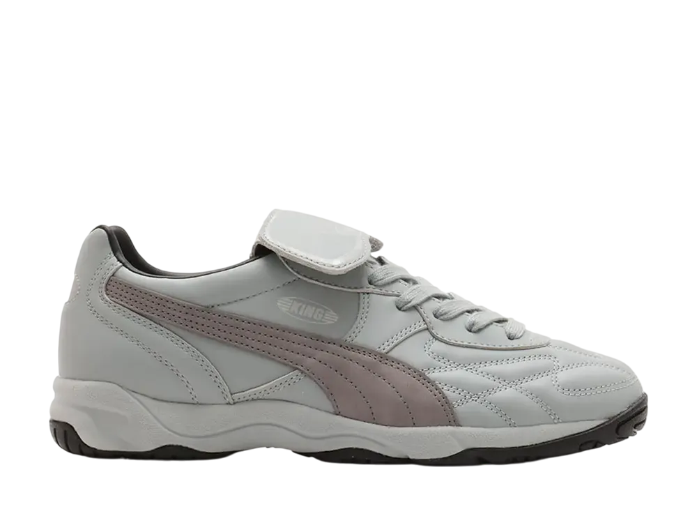 atmos × NIVELCRACK × Puma King Indoor "Football Community"