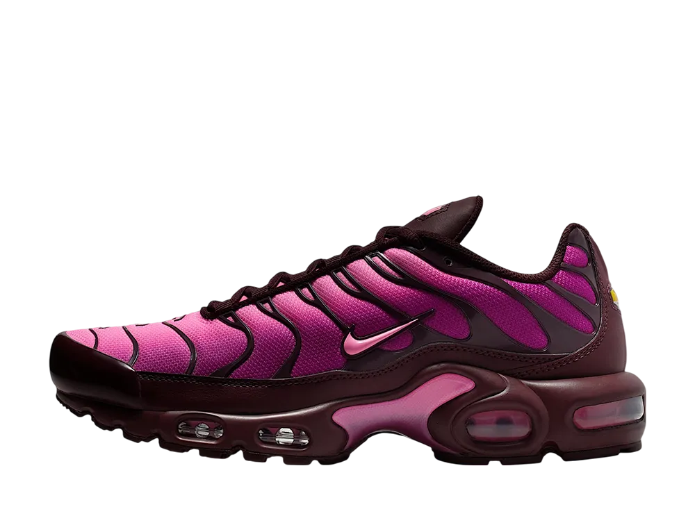 ナイキ ウィメンズ エアマックスプラス "バーガンディクラッシュ/キャプターズフラワー/ピンクスペル"