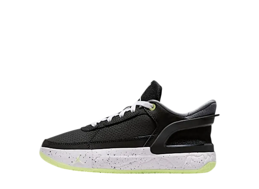 ナイキ GS ジョーダン デイ1 イージーオン "ブラック/ホワイト/クールグレー/ベアリーボルト" (キッズ)