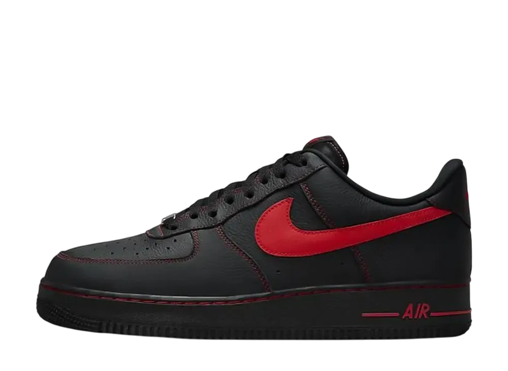 Nike Air Force 1 Low "Bred"