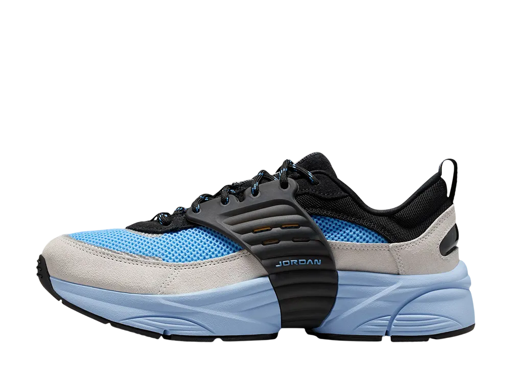 ナイキ ジョーダン トランナー O/S "ブラック/ユニバーシティブルー"