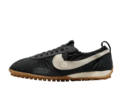 ジャックムス × ナイキ ウィメンズ ムーン シューズ SP "オフノワール"