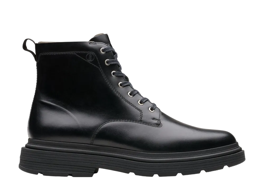 Clarks Badbury Hi WP "Black WLined Leather"