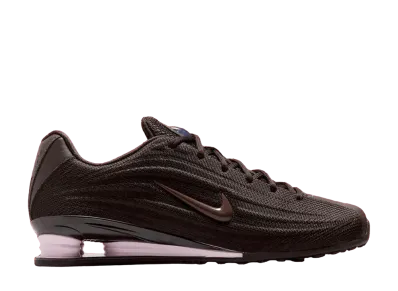 ナイキ ウィメンズ ショックス Z "ベルベットブラウン"