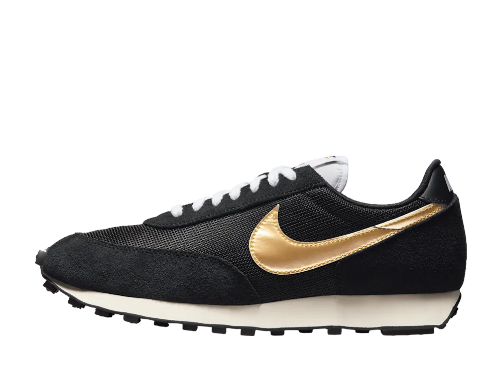 ナイキ デイブレイク SP "ブラック/メタリックゴールド"
