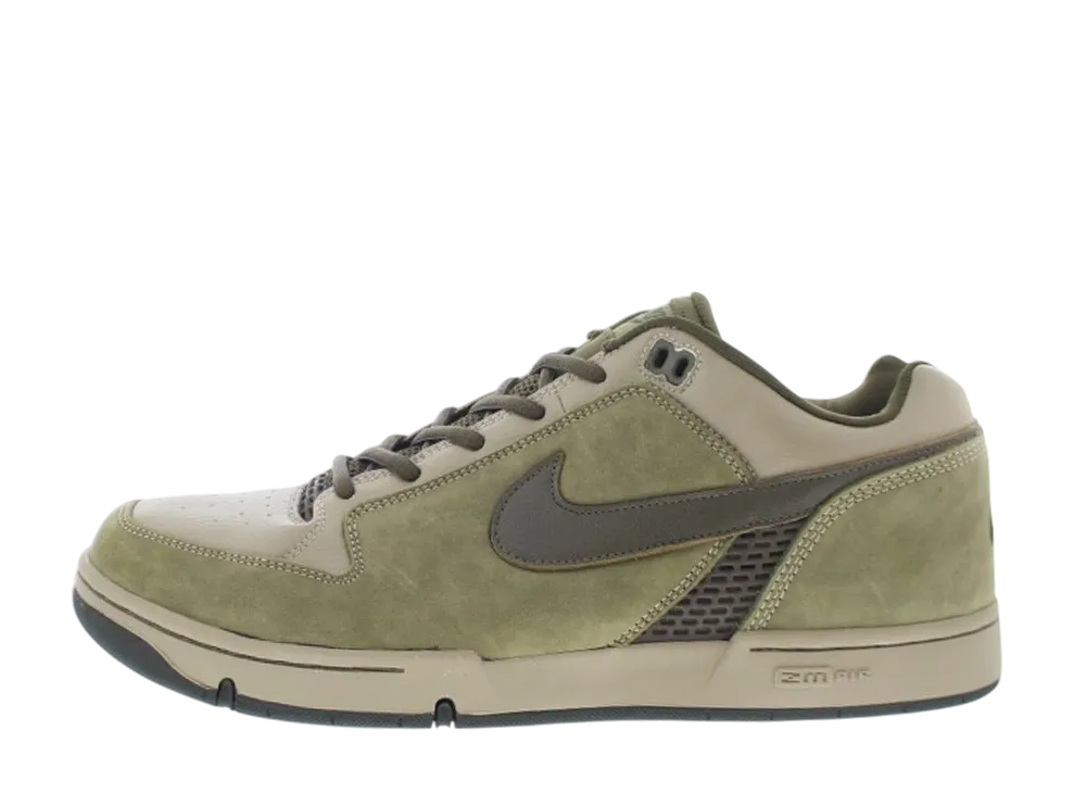 ナイキ ズームエア アンガス "カーキ/ダークローデン"